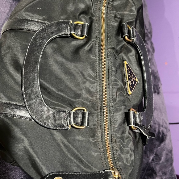 COPY - 100% AUTHENTIC Prada tote - Picture 9 of 16